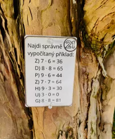 Procvičovaní matematiky s výslednou tajenkou. Mišákova třída